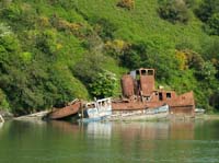 KG091941 old boat bandon riverC