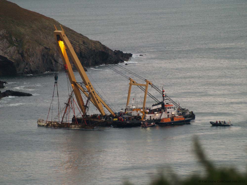 KG095563 GPS atlas moving away from shore