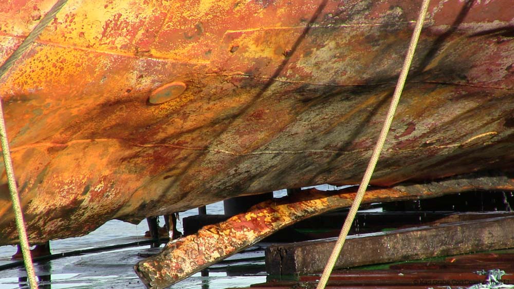 IMG_0411 damage to the keel