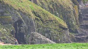 IMG_3989 Minane Rock tip - hole open bay west