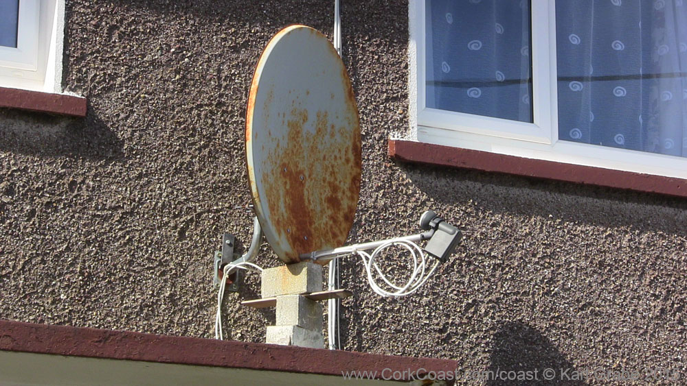 IMG_3875 2015 Cobh Satellite dish