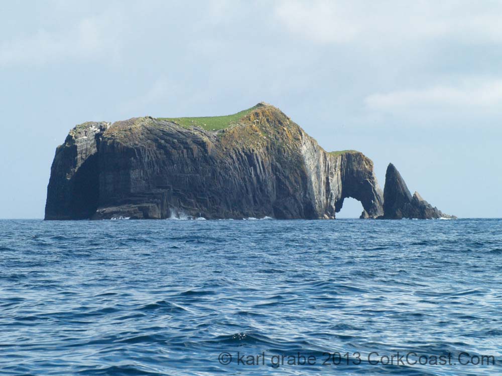 KG284655 cowf rock from SW