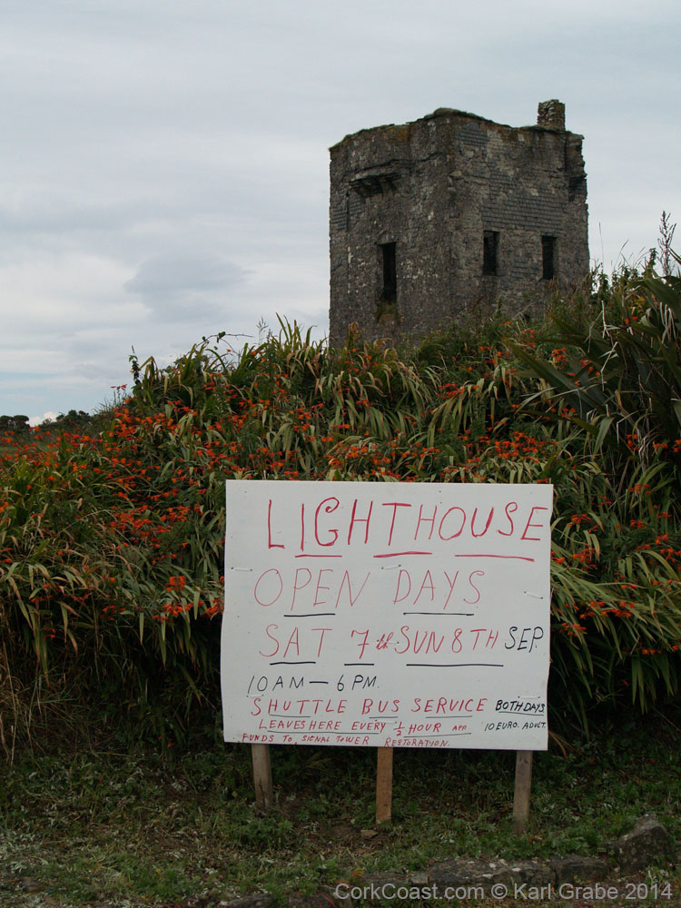 KG075347 openday with Signal Tower